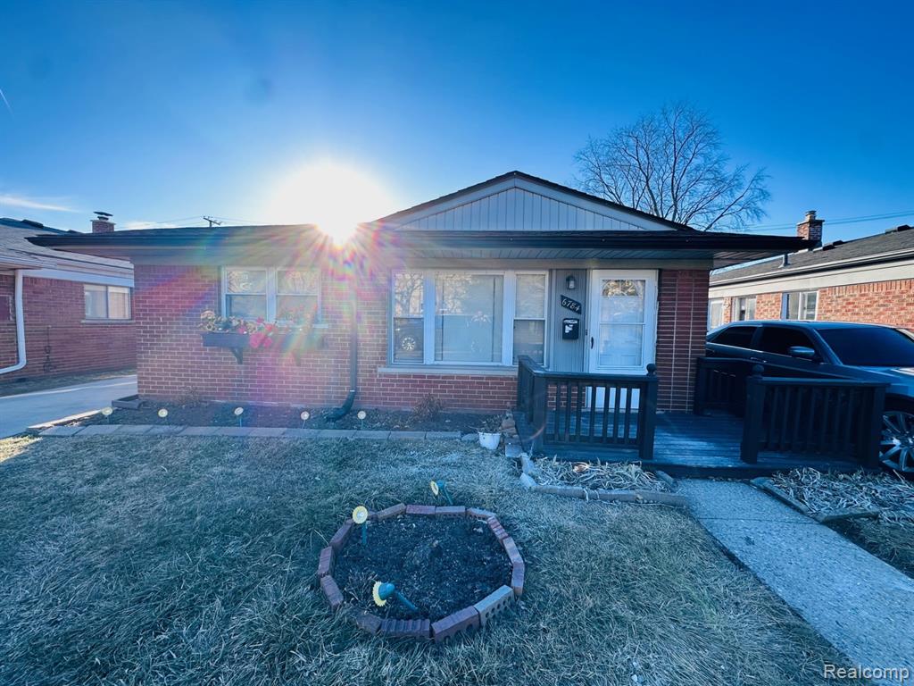6784 Cooper St, Taylor, MI — Photo 4