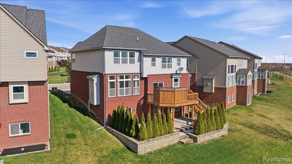 4930 E Stonegate Circle, Lake Orion, MI — Photo 42
