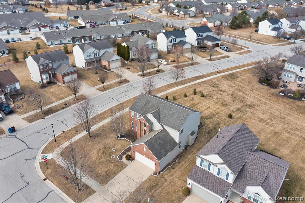9535 GLENHILL Drive, Ypsilanti, MI 48198 — Photo 42