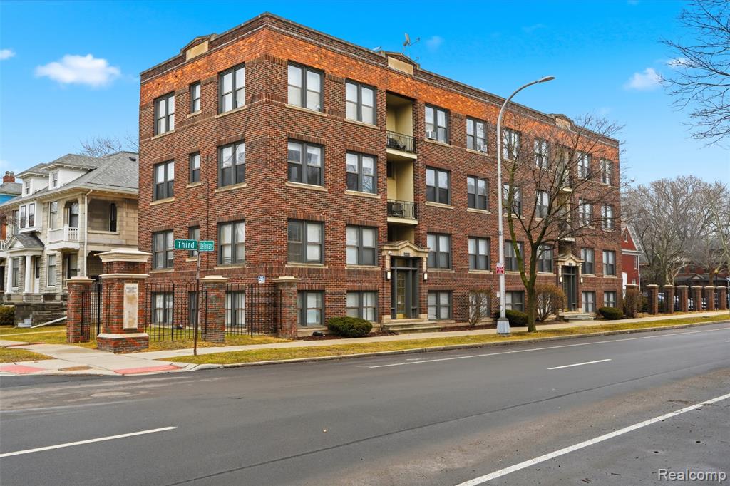 7740 Third Ave., 102, Detroit, MI 48202 — front exterior