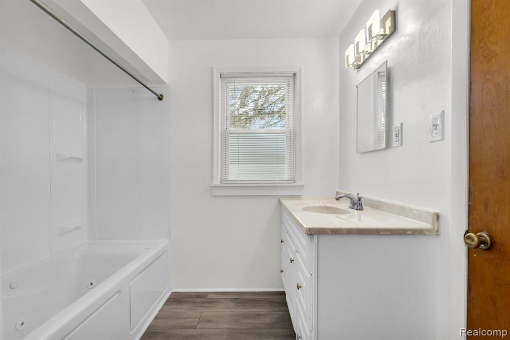 18792 Old Homestead Drive, Harper Woods, MI, 48225