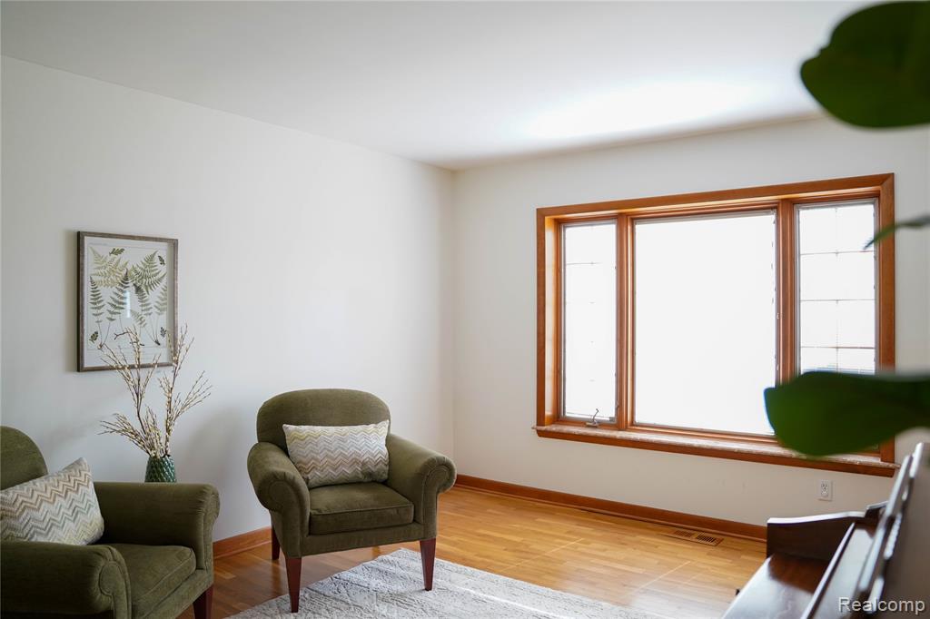 761 Tanglewood Drive, Madison Heights, MI 48071 — Photo 18