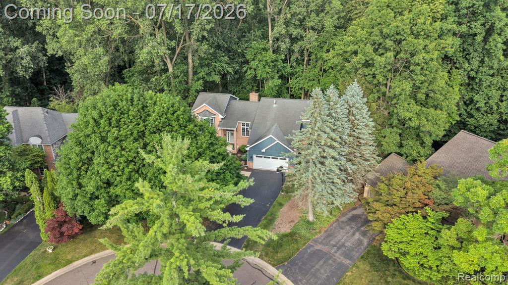 6081 Beachwood Drive, West Bloomfield, MI 48324 — Photo 64