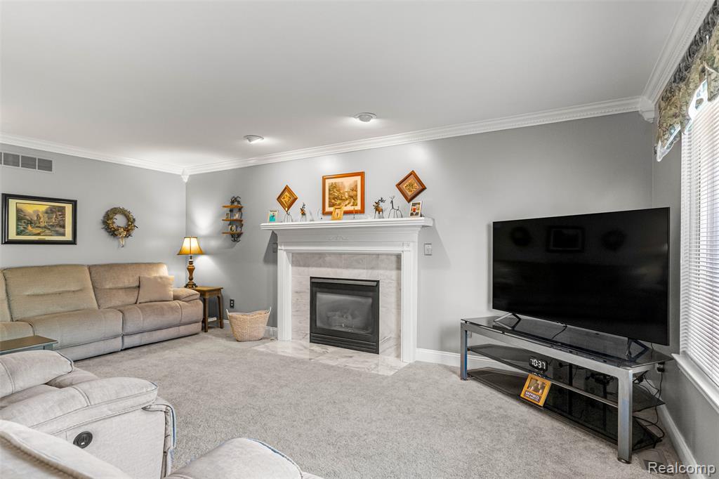 780 Saint Johns Boulevard, Lincoln Park, MI 48146 — Photo 15