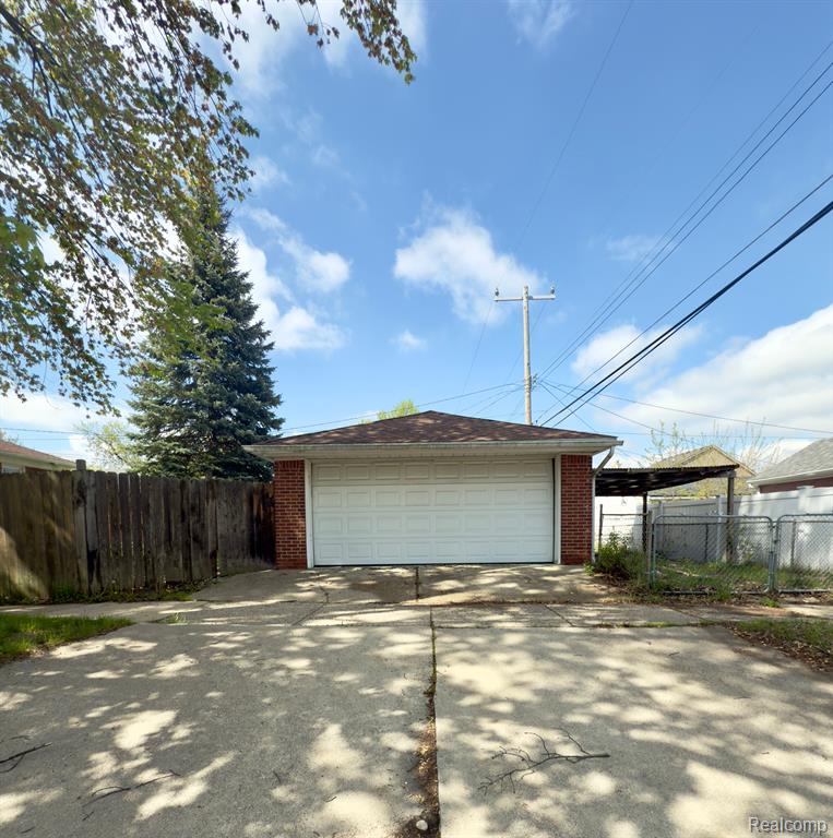 7402 COLONIAL Street, Dearborn Heights, MI 48127 — Photo 30