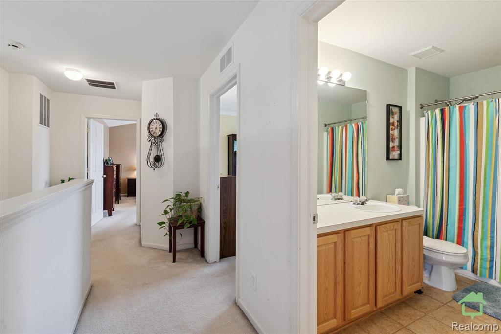 9799 Ravenshire Drive, Ypsilanti, MI 48198 — Photo 40