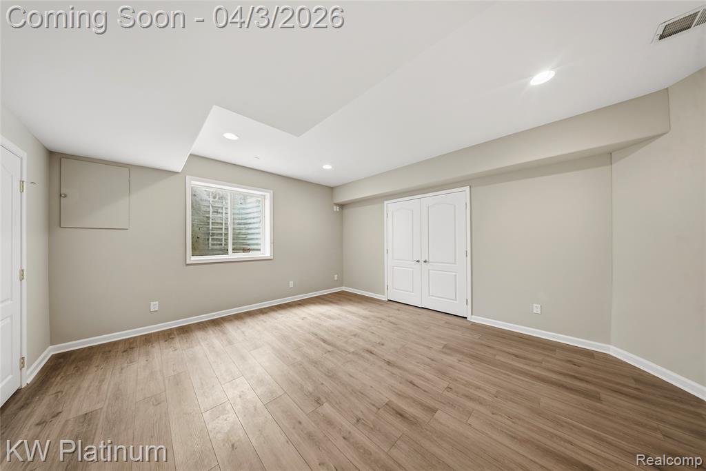 48877 Point Lakeview Drive, Chesterfield, MI 48047 — Photo 57
