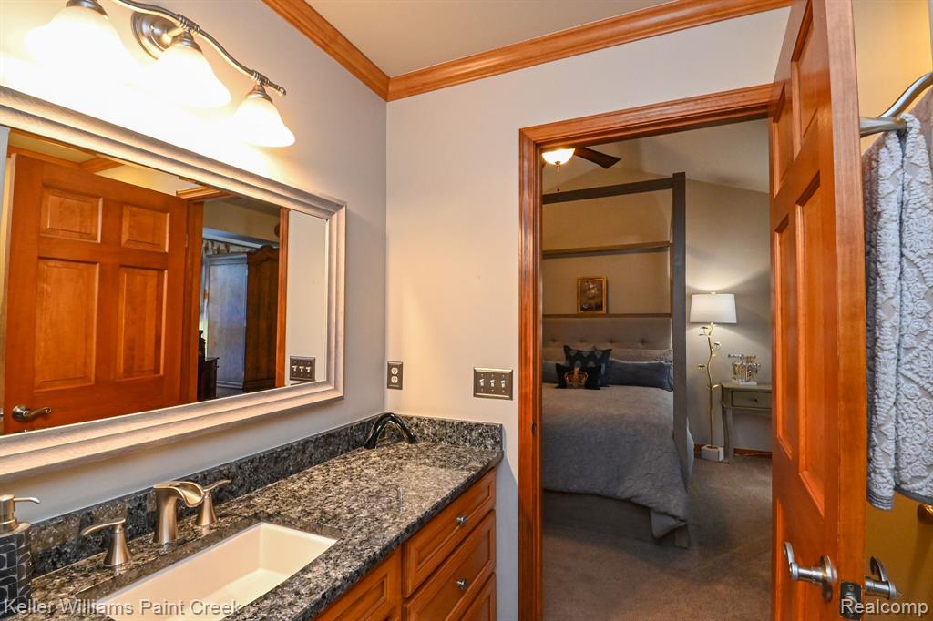 4442 WISTERIA Court, Warren, MI 48092 — Photo 26