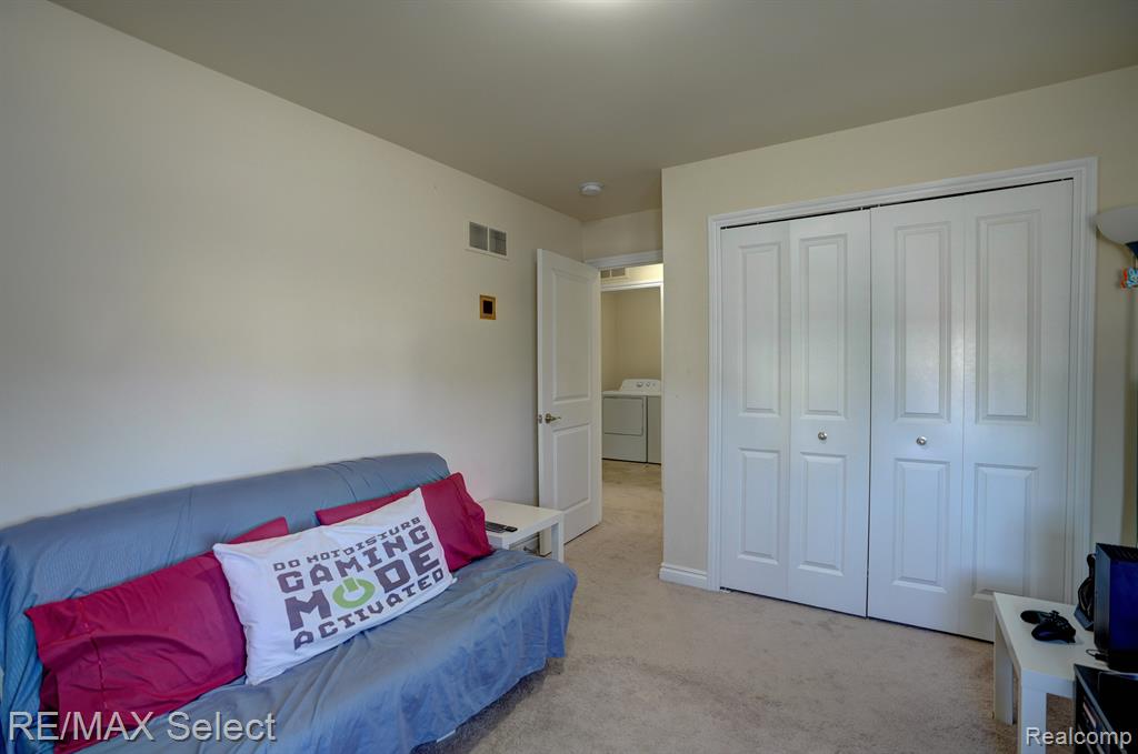 4062 OAK Street, Grand Blanc, MI 48439 — Photo 38