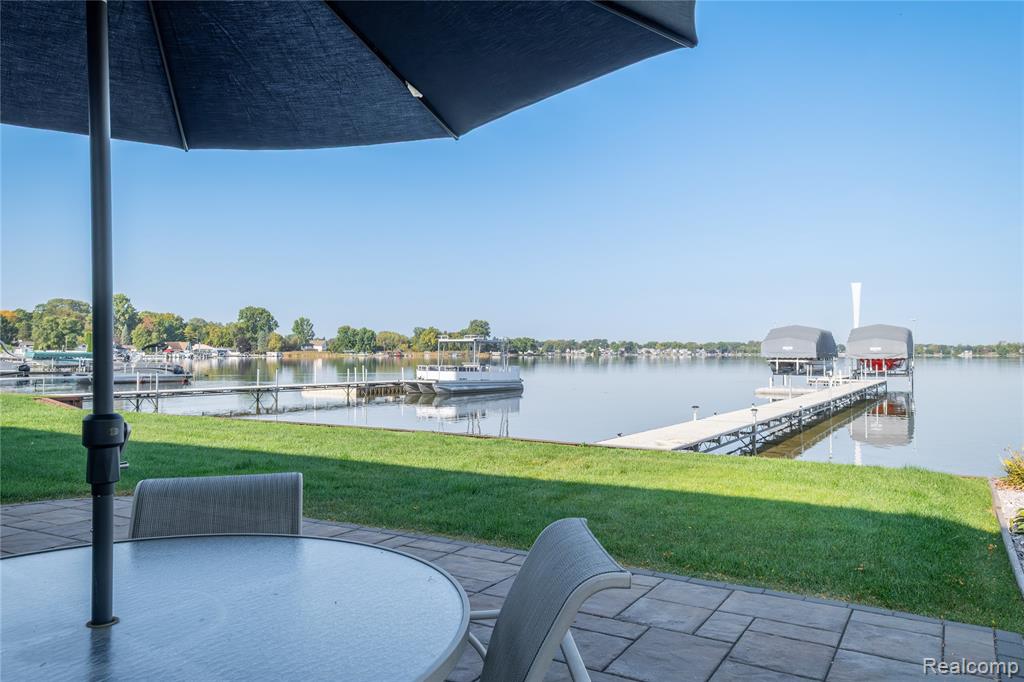 443 E Shore Drive, Whitmore Lake, MI 48189 — Photo 31