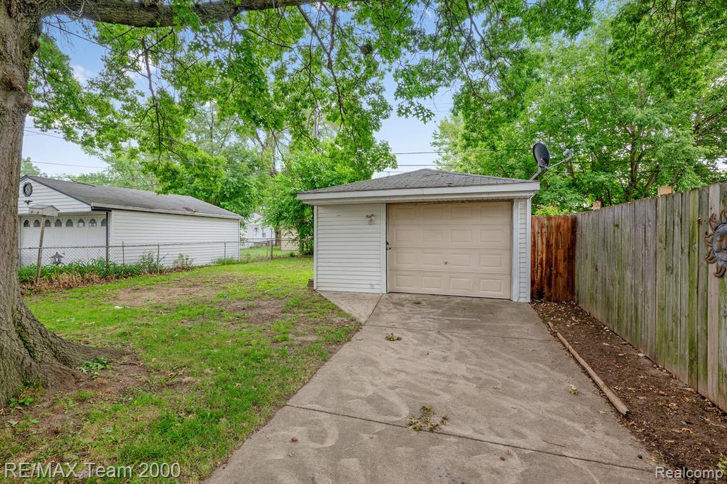 6325 FELLRATH Street, Taylor, MI 48180 — Photo 3