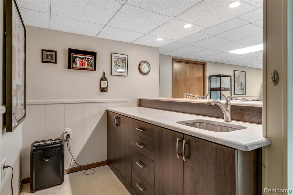 37779 SIENA Drive, Farmington Hills, MI 48331 — Photo 41