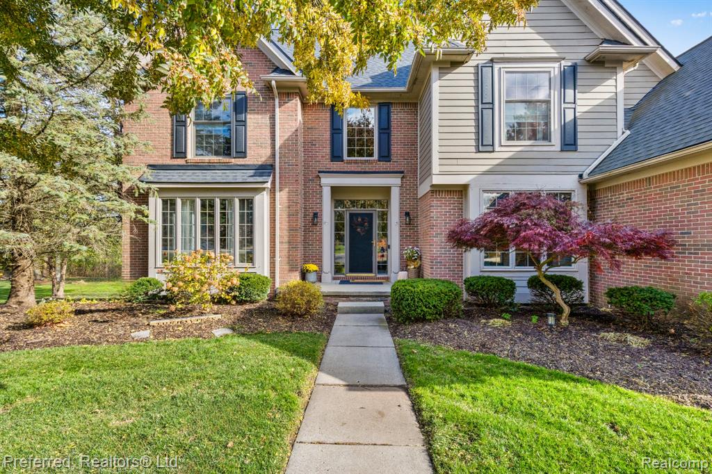 50045 Heron Court, Canton, MI 48187 — Photo 48