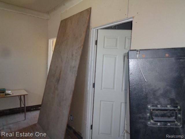 5468 Holcomb Street, Detroit, MI 48213 — Photo 11