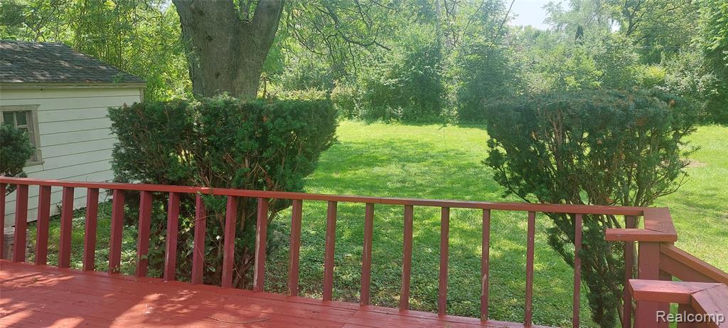 9473 Whitall Lane, Grosse Ile, MI 48138 — Photo 17