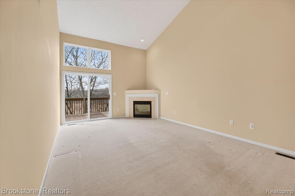 986 Spirea, 44, Howell, MI 48843 — Photo 10