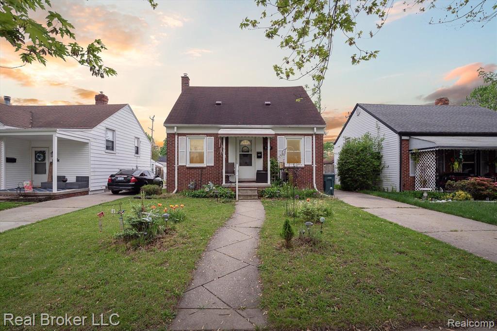 973 FORD Boulevard, Lincoln Park, MI 48146 — front exterior