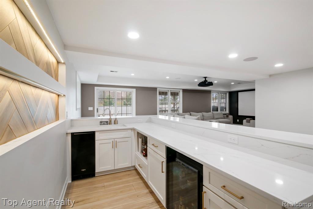 347 N Alice Avenue, Rochester, MI 48307 — Photo 40