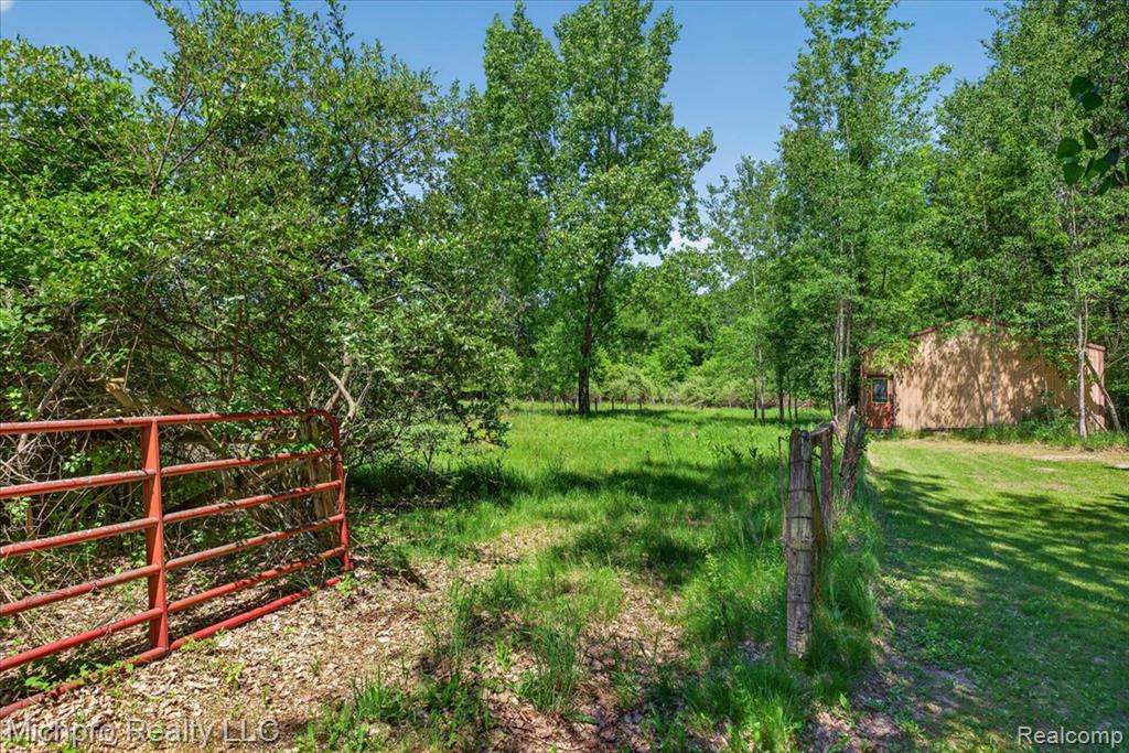 670 Green Creek Lane, Oxford, MI 48371 — Photo 82