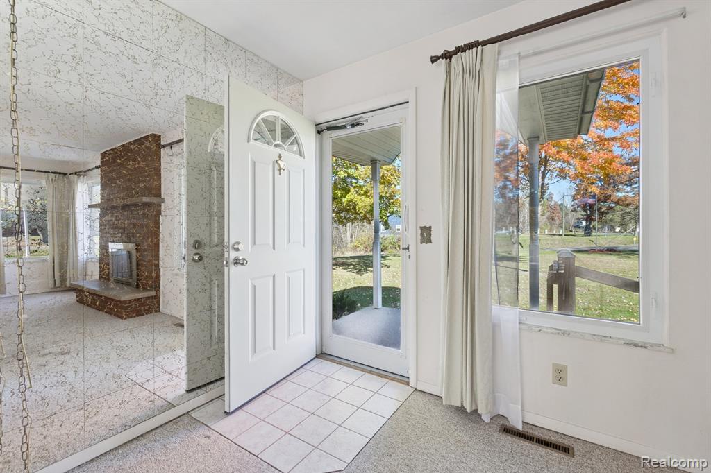 15016 East Road, Montrose, MI 48457 — Photo 2