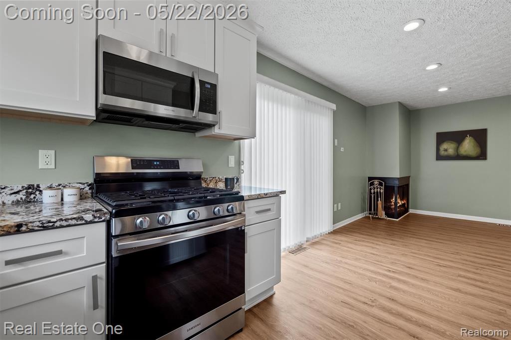 489 Evaline Drive, Troy, MI 48085 — Photo 6