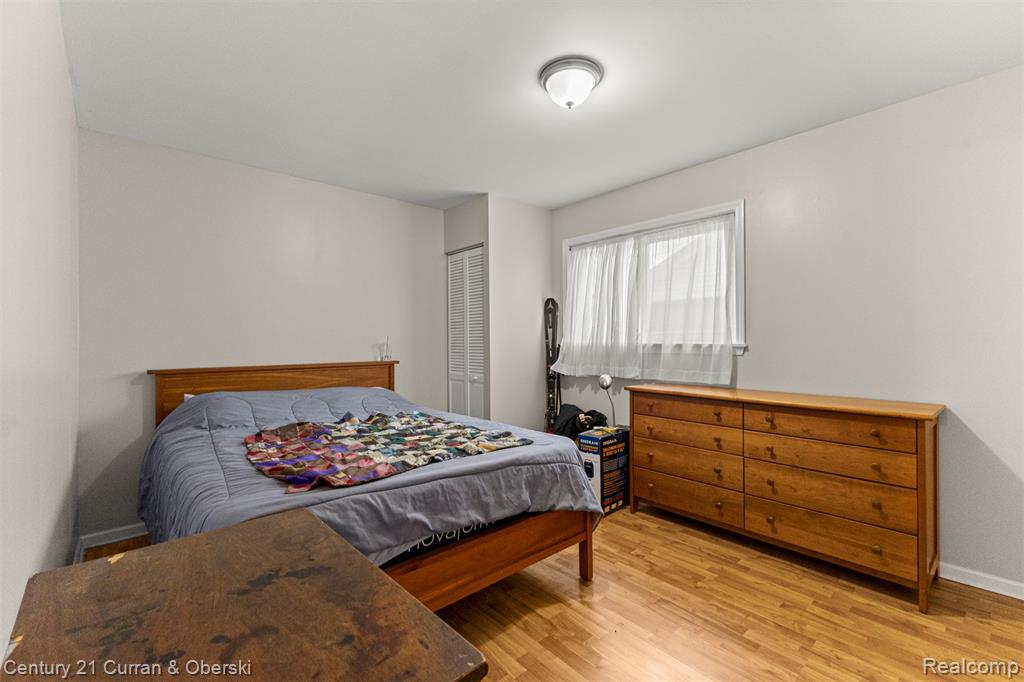 27423 Groveland Street, Madison Heights, MI 48071 — Photo 23