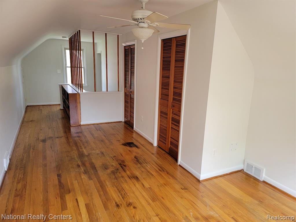 9968 Cavell Street, Livonia, MI 48150 — Photo 19