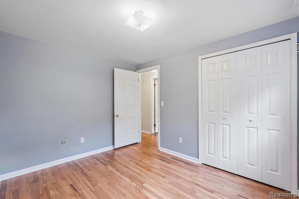 5374 Apple Hill Court, Flushing, MI 48433 — Photo 25