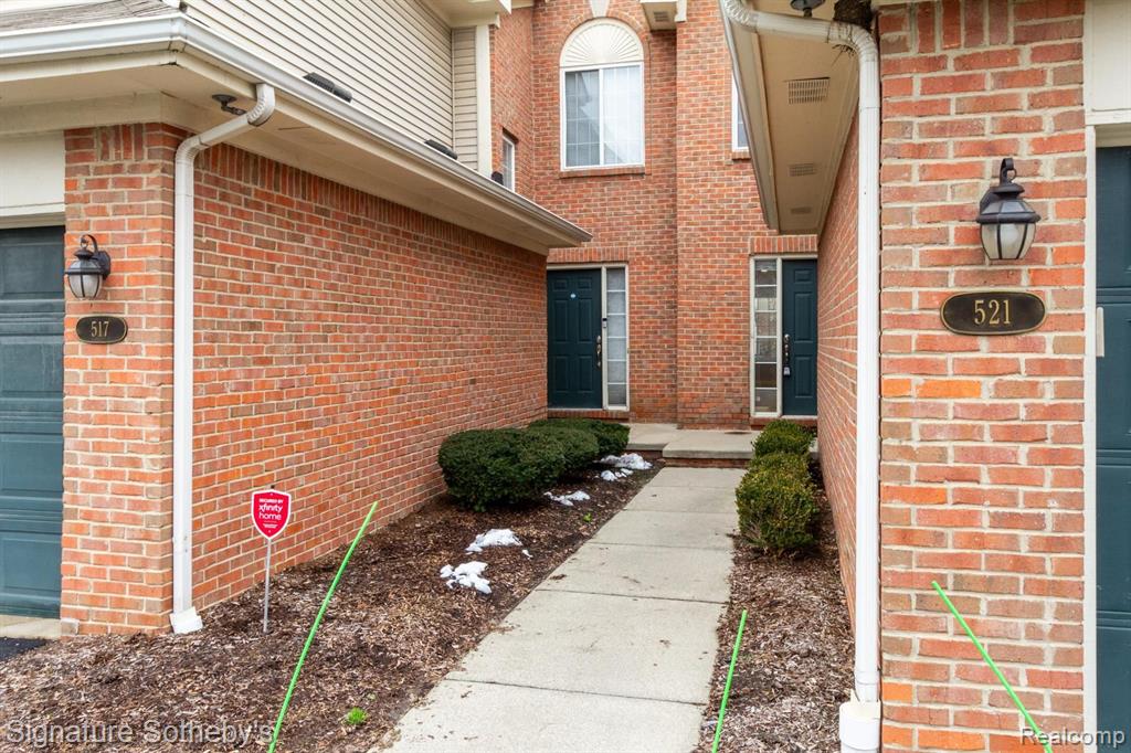 521 James Circle, Royal Oak, MI 48067 — Photo 2