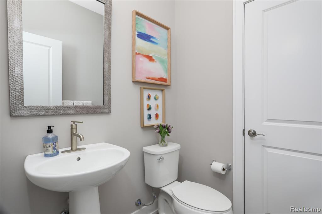 822 Huntley Lane, Troy, MI 48085 — Photo 7