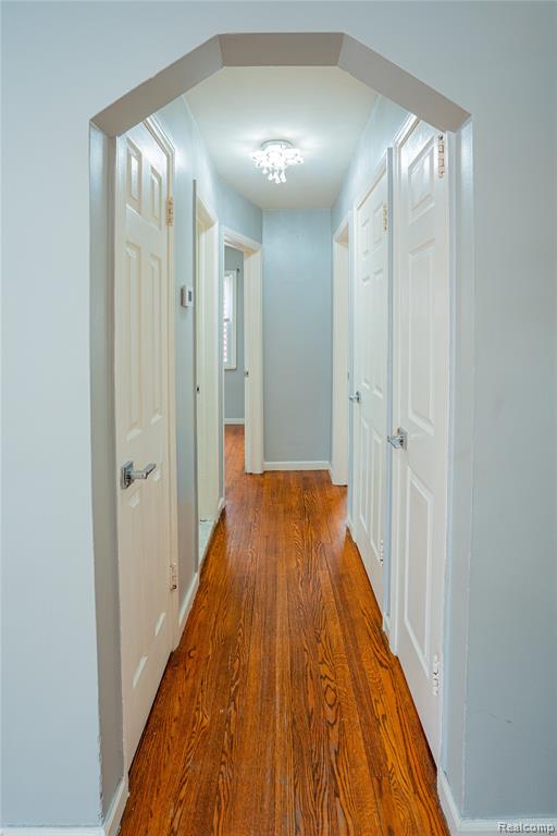 8467 Riverview Street, Dearborn Heights, MI 48127 — Photo 10