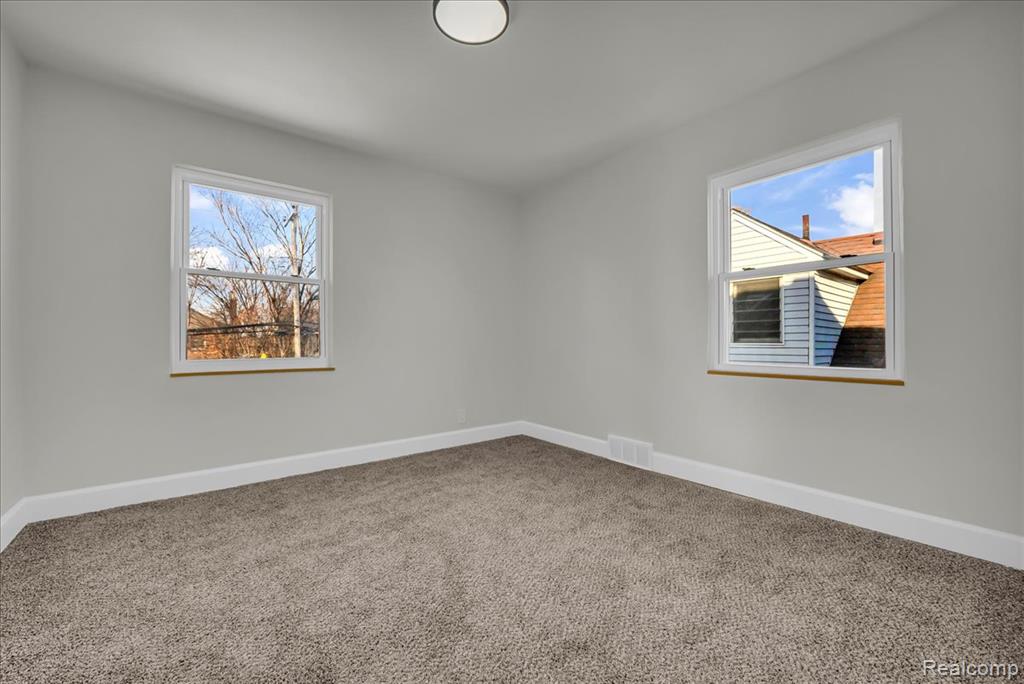 16891 Sorrento Street, Detroit, MI 48235 — Photo 16