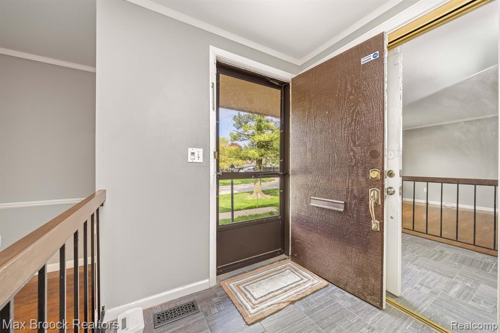 25260 GREENBROOKE #14 Drive, Southfield, MI 48033 — Photo 3