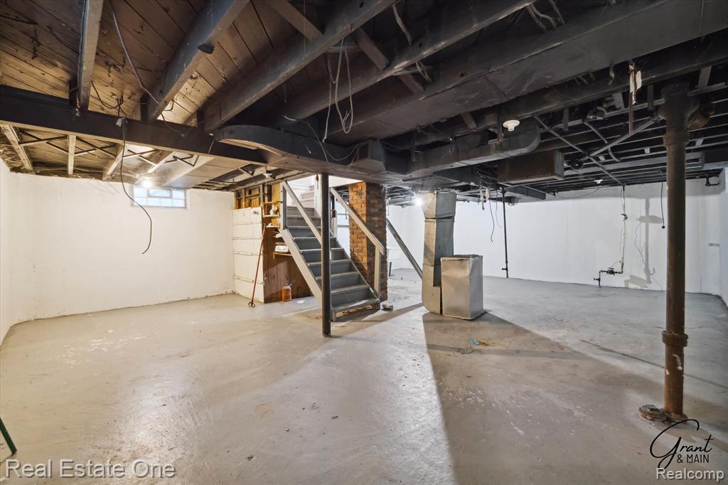 19439 W Chicago Street, Detroit, MI 48228 — Photo 17