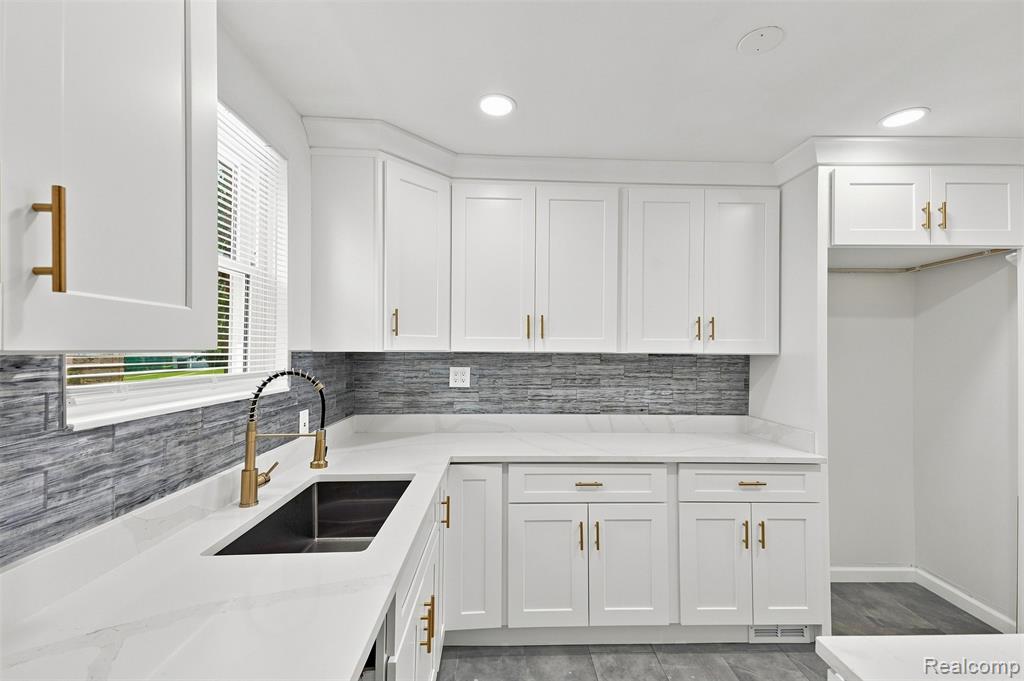50 Eason Street, Highland Park, MI 48203 — Photo 10