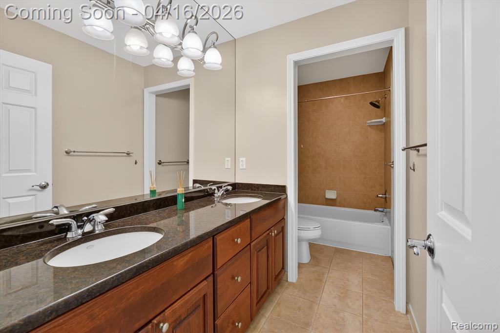 625 Southshore Drive, Oxford, MI 48371 — Photo 43