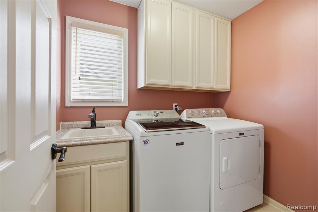 6140 Warwick Drive, 6, Commerce Twp, MI 48382 — Photo 15