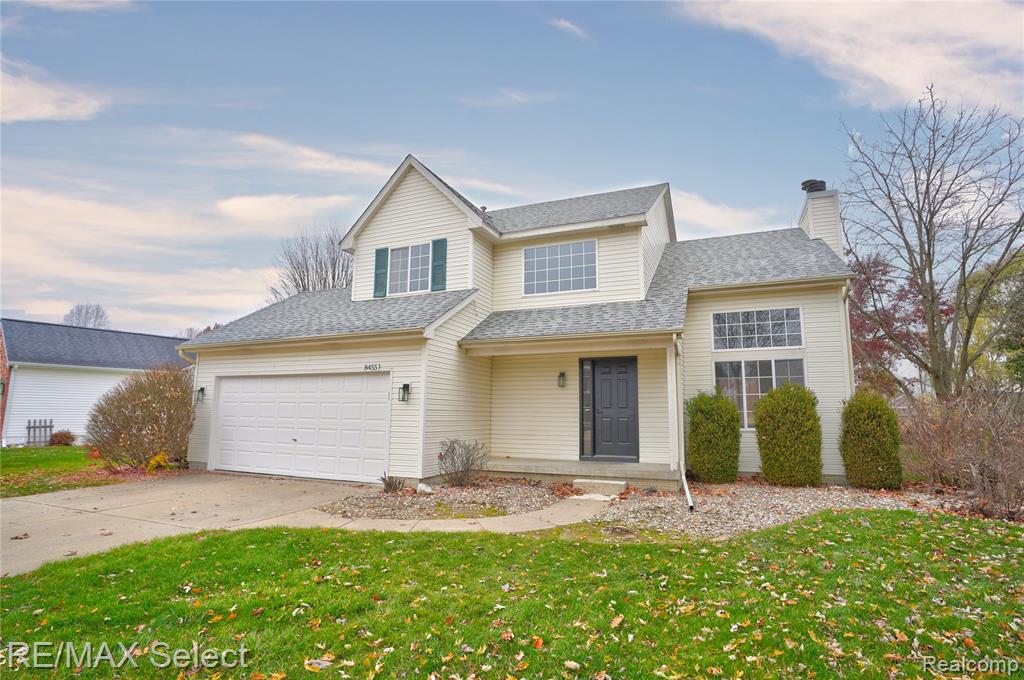 8455 Deer Field Drive, Davison, MI 48423 — front exterior