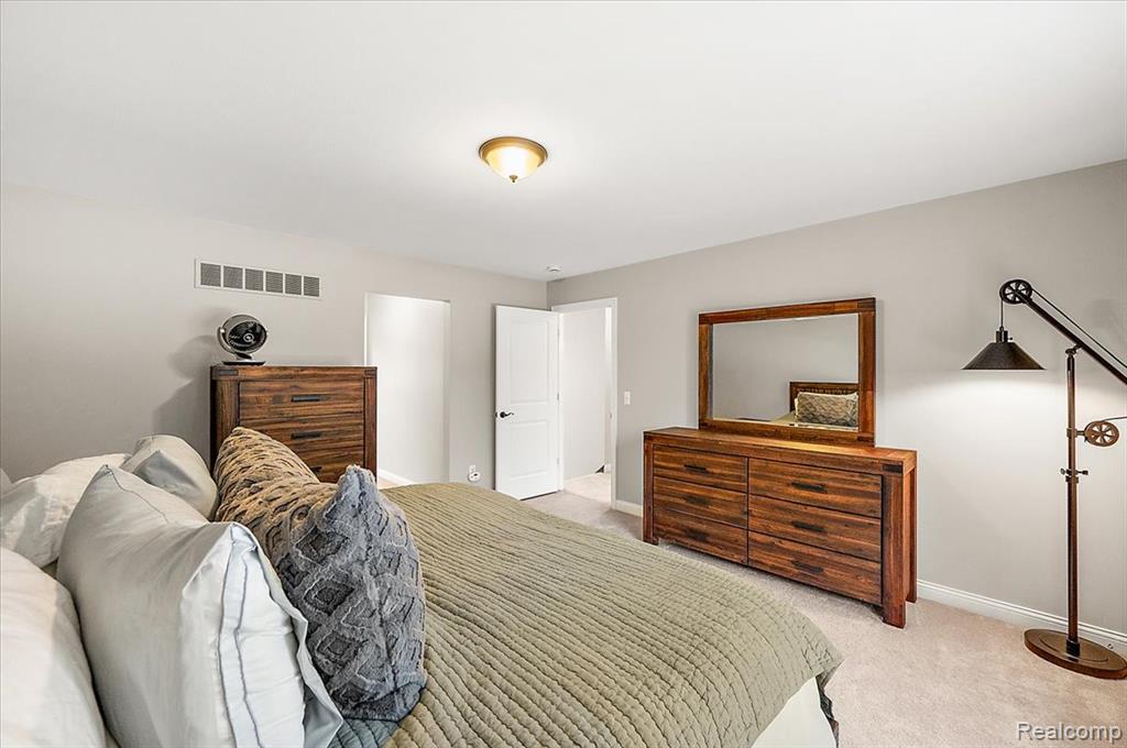 22716 Stephens Street, Saint Clair Shores, MI 48080 — Photo 37