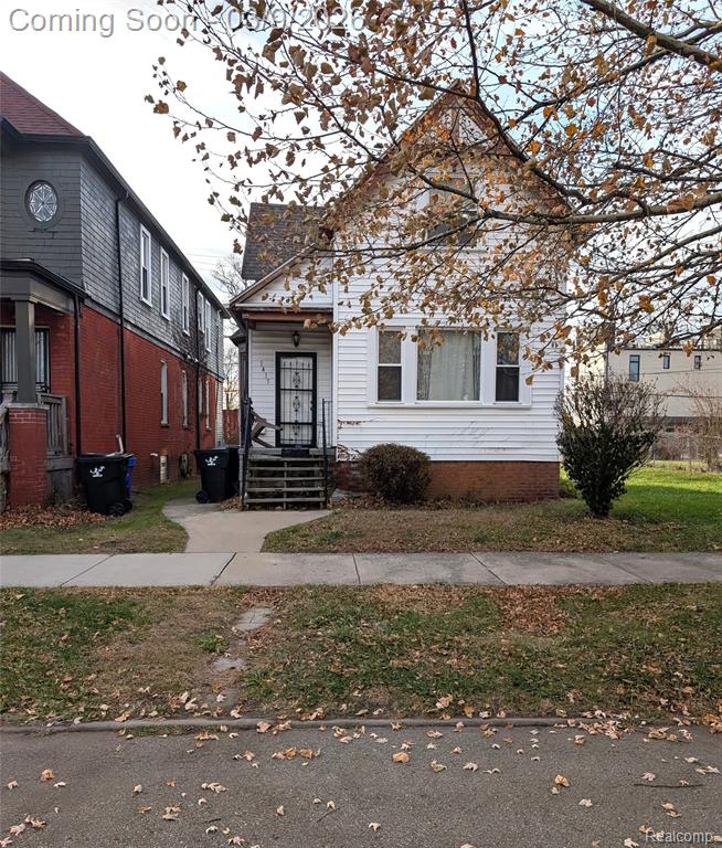 1415 Baldwin Street, Detroit, MI 48214 — front exterior
