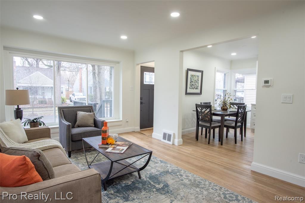 923 Gardendale Street, Ferndale, MI 48220 — Photo 10