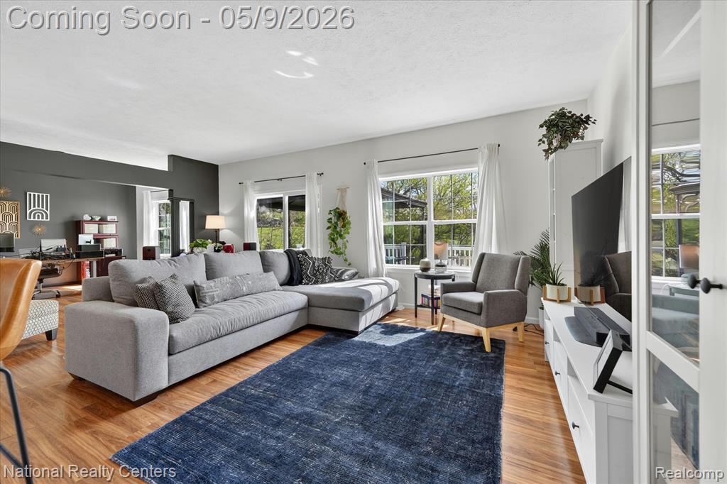 56536 Briar Meadow Road, South Lyon, MI 48178 — Photo 10