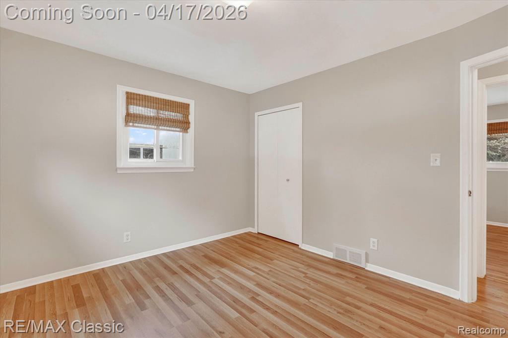 5060 Warmbriar Drive, White Lake, MI 48383 — Photo 9