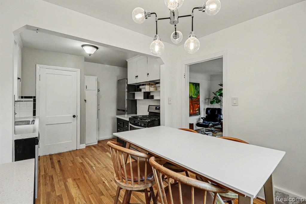 23045 Sherman Street, Oak Park, MI 48237 — Photo 16