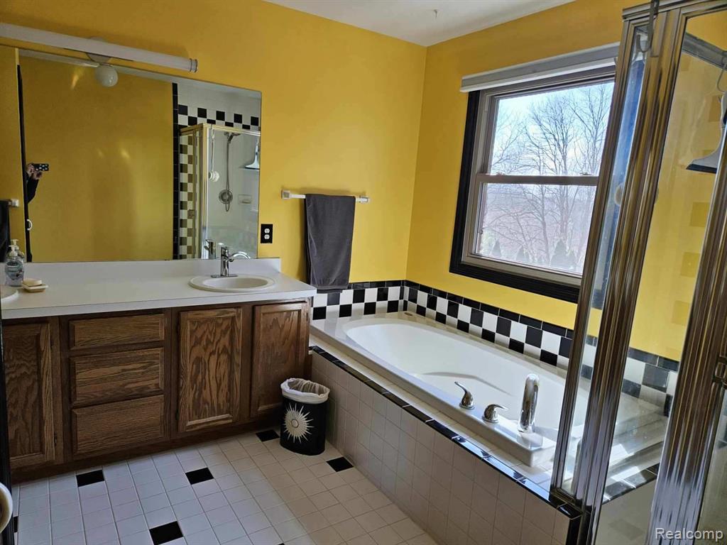 4390 LILY Drive, Howell, MI 48843 — Photo 31