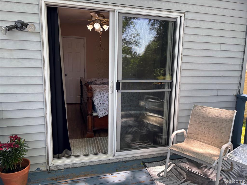 4817 Hickory Drive, Highland, MI 48356 — Photo 19