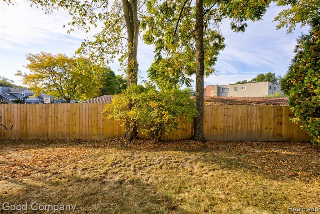 4363 Crooks Road, Royal Oak, MI 48073 — Photo 27