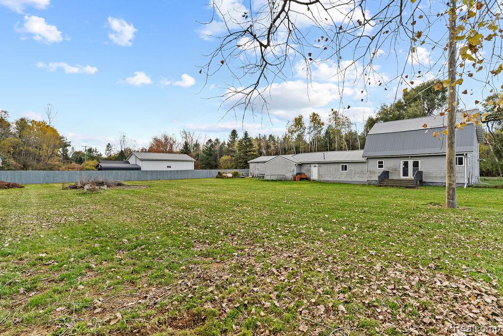 4576 W Baker Road, Coleman, MI 48618 — Photo 9