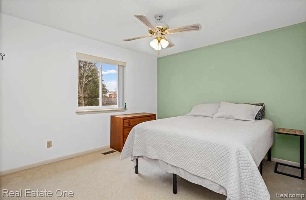 6335 Stonehearth Pass, Grand Blanc, MI 48439 — Photo 30