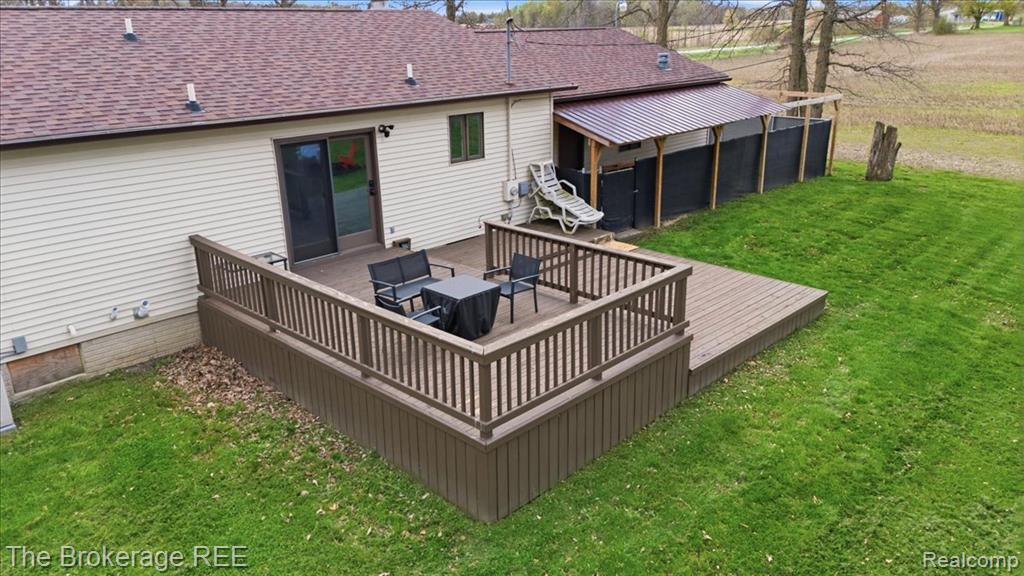 8254 Nichols Road, Gaines Vlg, MI 48436 — Photo 5